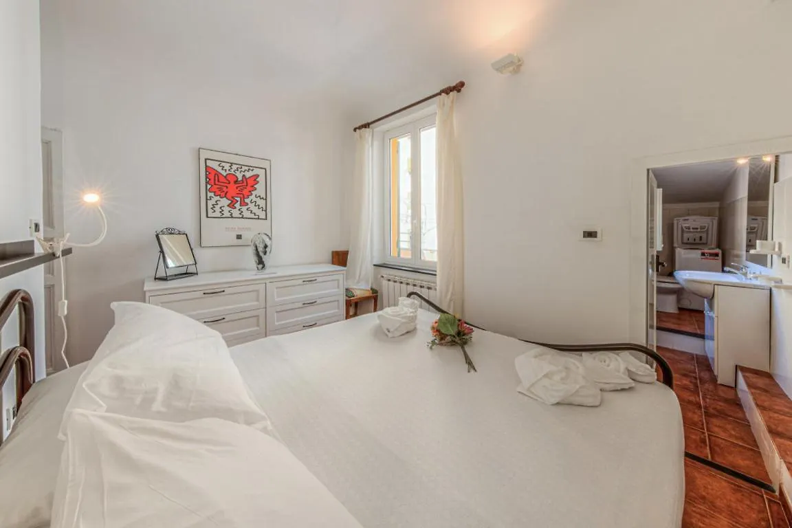 Apartment Casa Iris Confort E Mare A Due Passi Camogli Italy