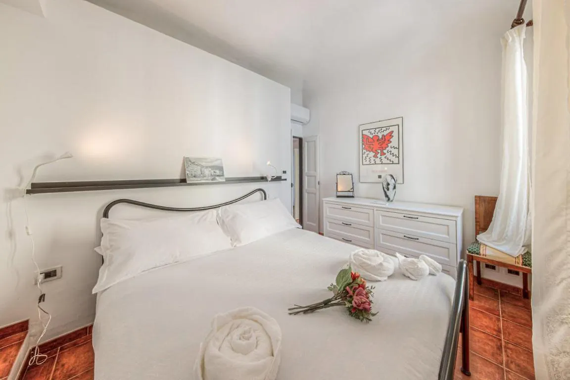 Casa Iris Confort E Mare A Due Passi Camogli 0*,  Italy